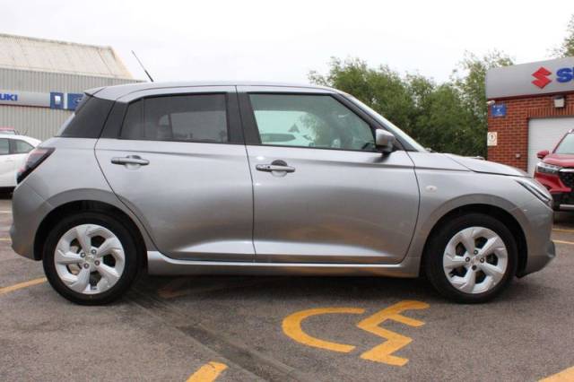 2025 Suzuki Swift 1.2 Motion Mhev