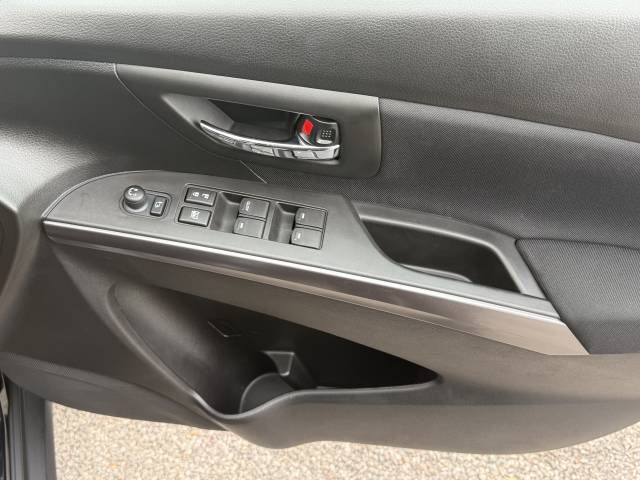 2025 Suzuki S-Cross 1.5 Hatchback Motion