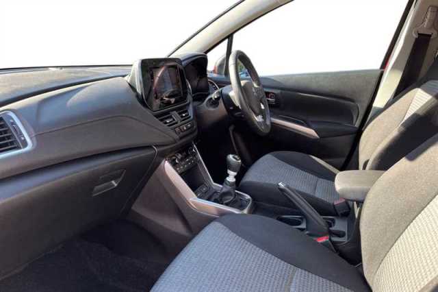 2023 Suzuki S-Cross 1.4 BOOSTERJET 48V HYBRID MOTION 5DR