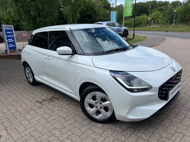 2024 Suzuki Swift 1.2 Hatchback Motion