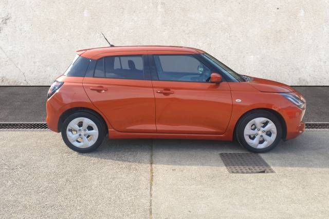 2025 Suzuki Swift 1.2 MHEV Motion Hatchback 5dr Petrol Hybrid CVT Euro 6 (s/s) (82 ps)