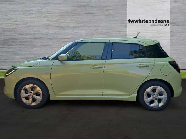 Suzuki Swift 1.2 Mild Hybrid Motion CVT