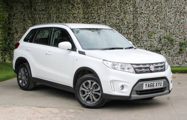 Suzuki Vitara 1.6 SZ4 5dr Hatchback Petrol WHITE