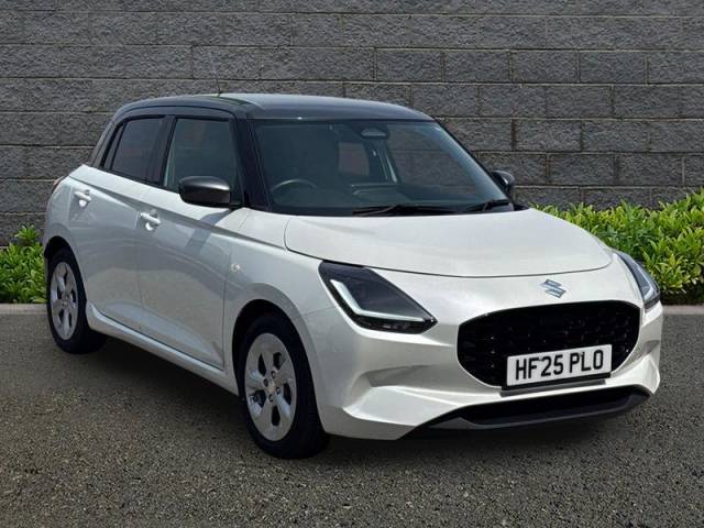 Suzuki Swift 1.2 MHEV Motion Hatchback 5dr Petrol Hybrid Manual Euro 6 (s/s) (82 ps) Hatchback Hybrid White