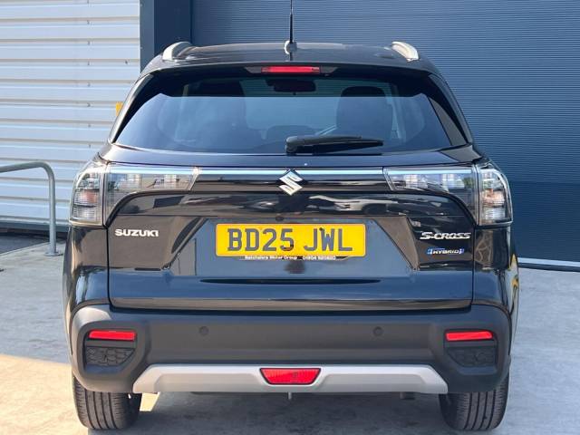 2025 Suzuki S-Cross 1.5 Hatchback Motion