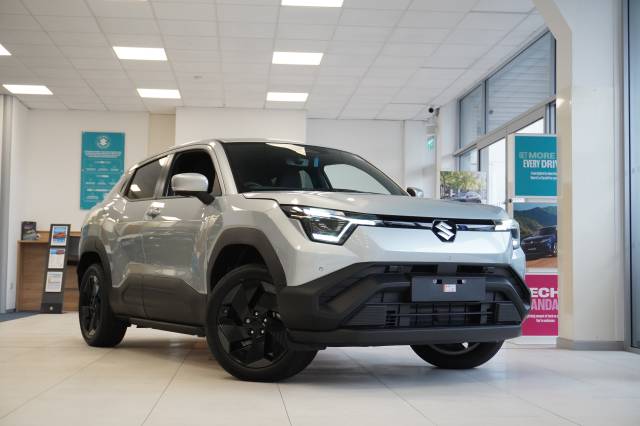 Suzuki E-vitara 61kWh Motion Estate Electric Splendid Silver
