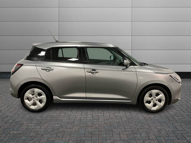 2025 Suzuki Swift 1.2 Hatchback Motion