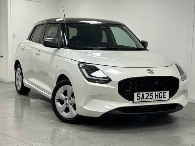 Suzuki Swift 1.2 Mild Hybrid Motion 5dr CVT Hatchback Petrol WHITE