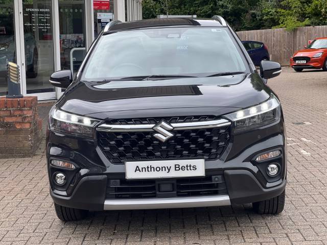 2023 Suzuki S-Cross 1.5 Hatchback Motion