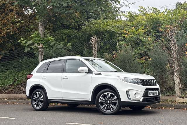 Suzuki Vitara 1.5 Hybrid SZ5 5dr AGS Hatchback Petrol/Electric Hybrid WHITE