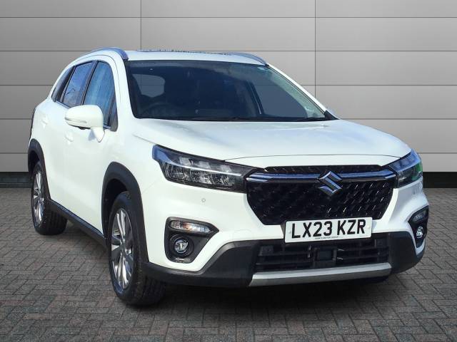 Suzuki S-Cross 1.5 Hatchback Ultra Hatchback Petrol / Electric Hybrid White