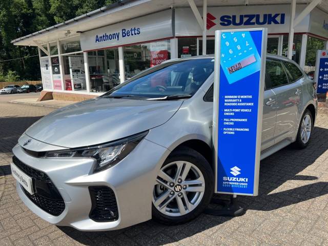 Suzuki Swace 1.8 Hybrid Motion 5dr CVT Estate Petrol / Electric Hybrid