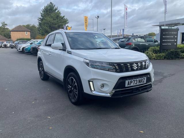 Suzuki Vitara 1.5 Hybrid SZ5 5dr AGS 4x4 Petrol / Electric Hybrid White