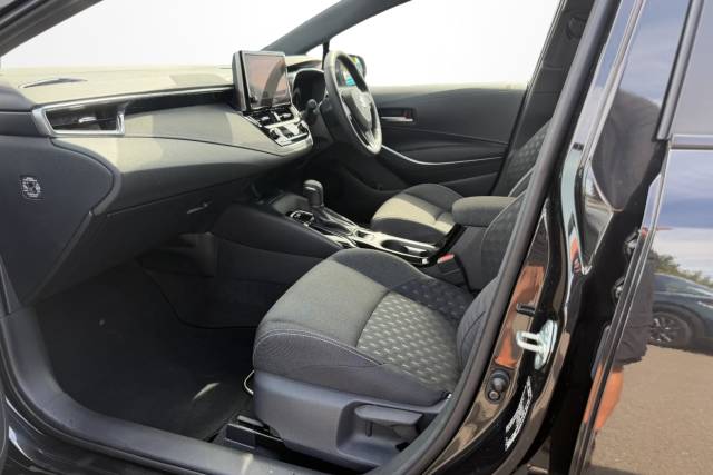 2025 Suzuki Swace 1.8 Estate Motion
