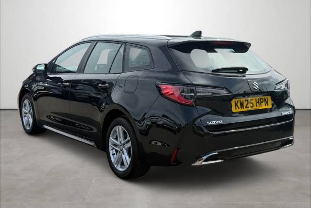 2025 Suzuki Swace 1.8 Estate Motion