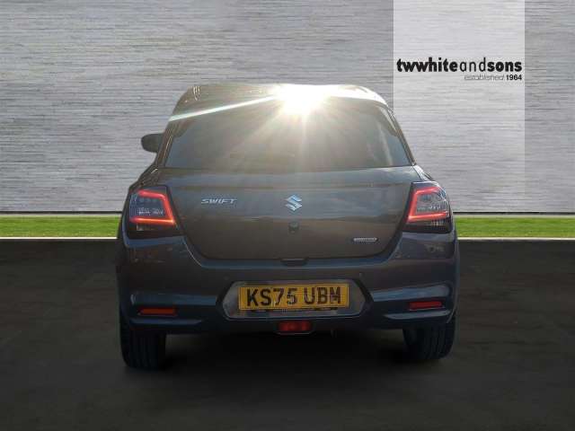 Suzuki Swift 1.2 Motion Mhev Cvt