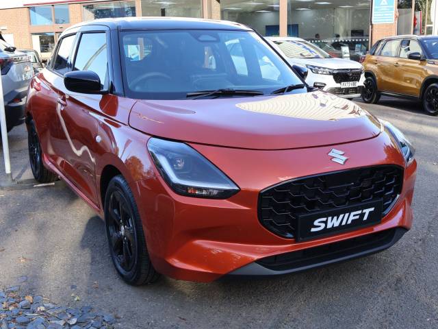 Suzuki Swift 1.2 MHEV Motion Hatchback 5dr Petrol Hybrid Manual Euro 6 (s/s) (82 ps) Hatchback Hybrid Flame Orange with black roof