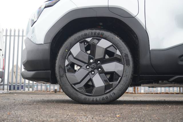 2025 Suzuki E-vitara 61kWh Ultra