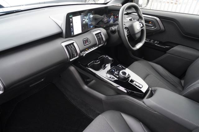 2025 Suzuki E-vitara 61kWh Ultra