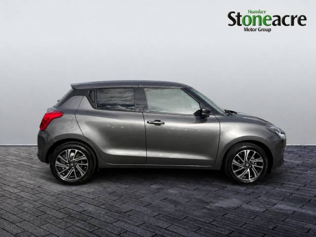 2022 Suzuki Swift 1.2 Dualjet 83 12V Hybrid SZ5 5dr Auto