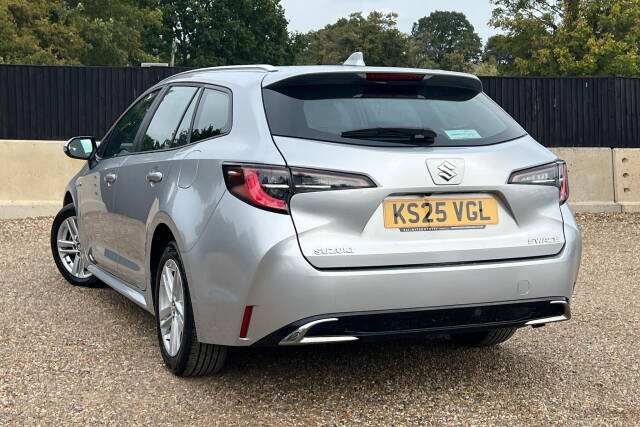 2025 Suzuki Swace 1.8 Hybrid Motion 5dr CVT