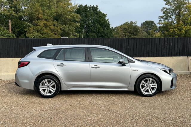 2025 Suzuki Swace 1.8 Hybrid Motion 5dr CVT