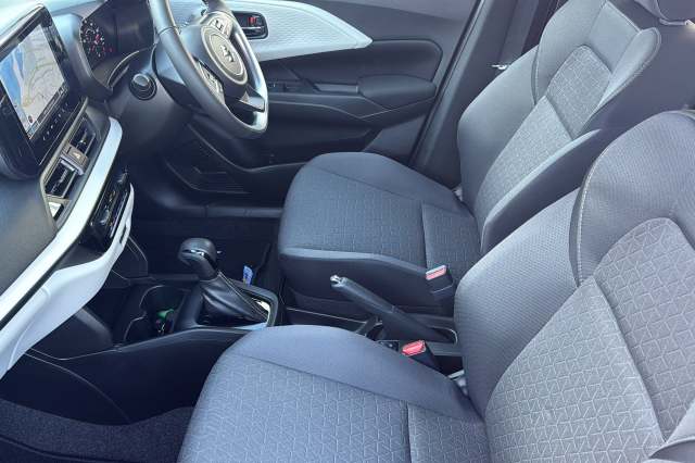 Suzuki Swift 2024 1.2 HYBRID MOTION CVT