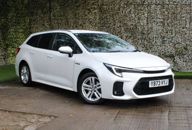Suzuki Swace 1.8 Hybrid Ultra 5dr CVT Estate Petrol/Electric Hybrid WHITE