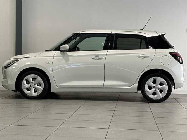2024 Suzuki Swift 1.2 MHEV Motion Hatchback 5dr Petrol Hybrid CVT Euro 6 (s/s) (82 ps)
