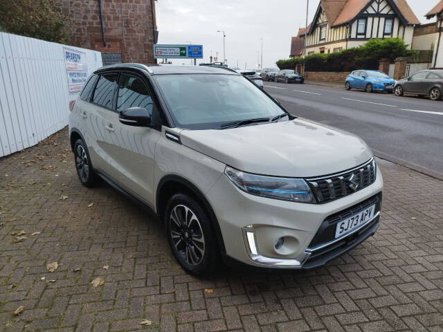 Suzuki Vitara 1.4 Boosterjet 48V Hybrid SZ5 5dr Hatchback Petrol Cream